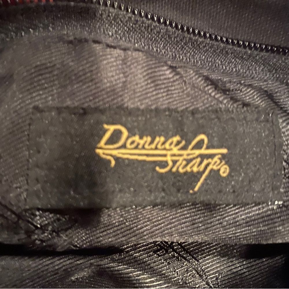 Donna Sharp Crossbody Purse - Picture 10 of 14